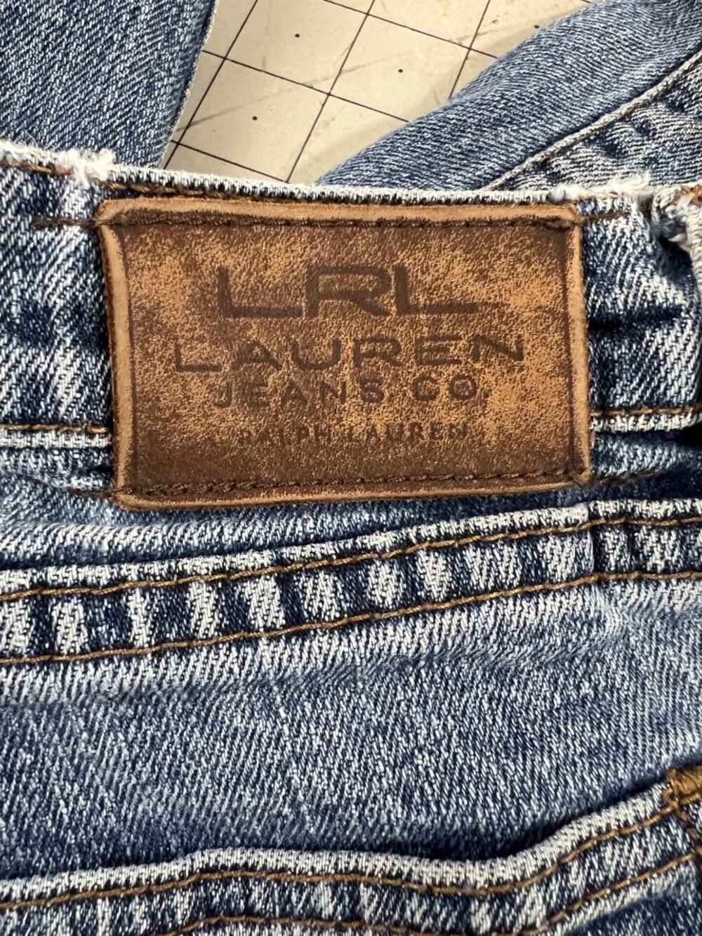 Lauren Ralph Lauren Jeans Co. Women’s Distressed Bootcut Blue Denim Jeans Sz. 6P - Picture 2 of 12
